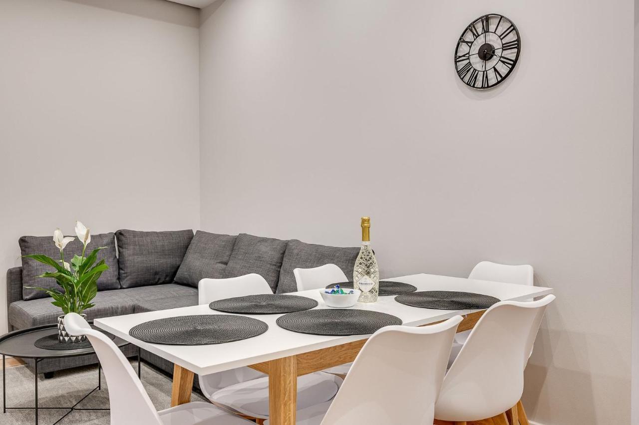 Central Platinum Apartments 29 Rybnik  Bagian luar foto